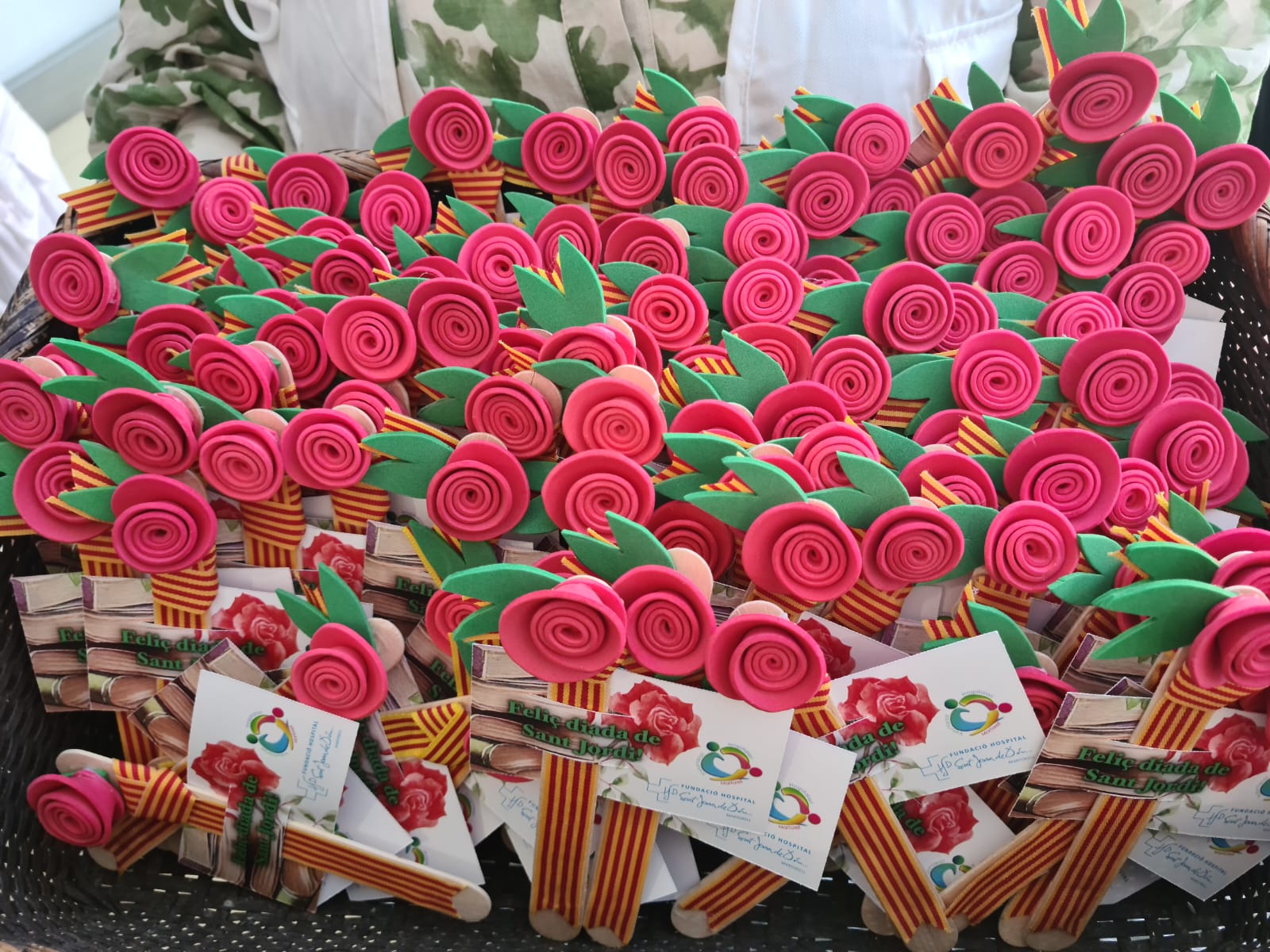 Sant Jordi 2025 Voluntariat FHSJDM